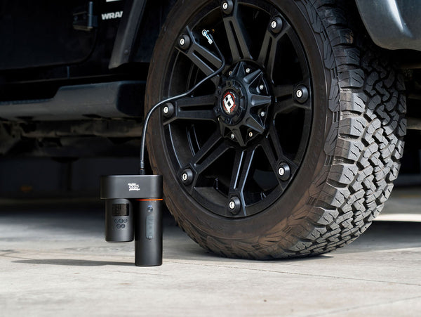 4WD Essentials Kit – Inflate, Clean, Jumpstart & Charge